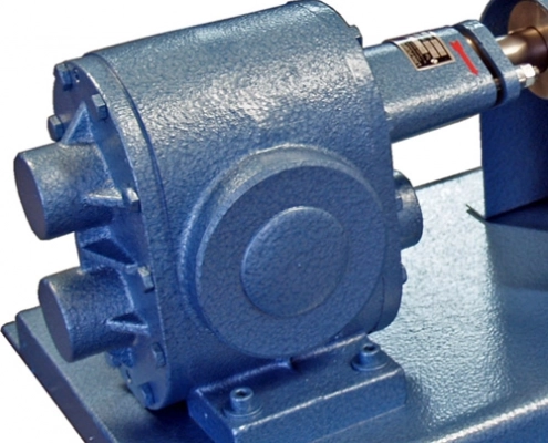 Slow-running gear pumps